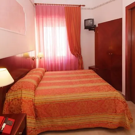 Hotel La Ginestra 3*